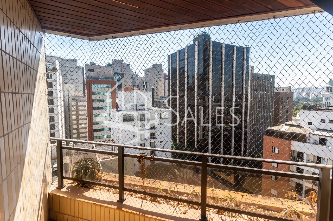 Apartamento para alugar com 3 quartos, 240m² - Foto 20