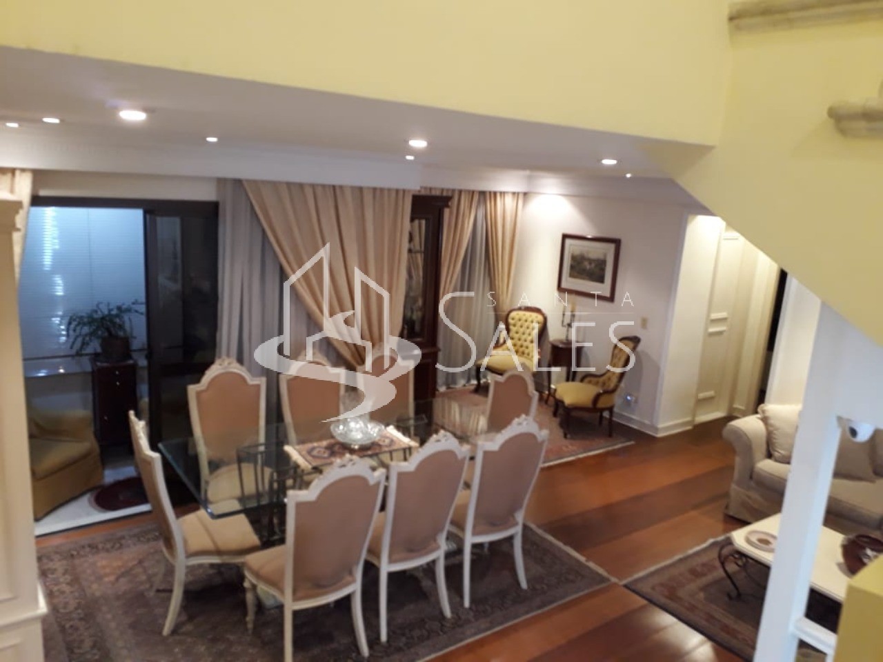 Cobertura à venda com 2 quartos, 200m² - Foto 3