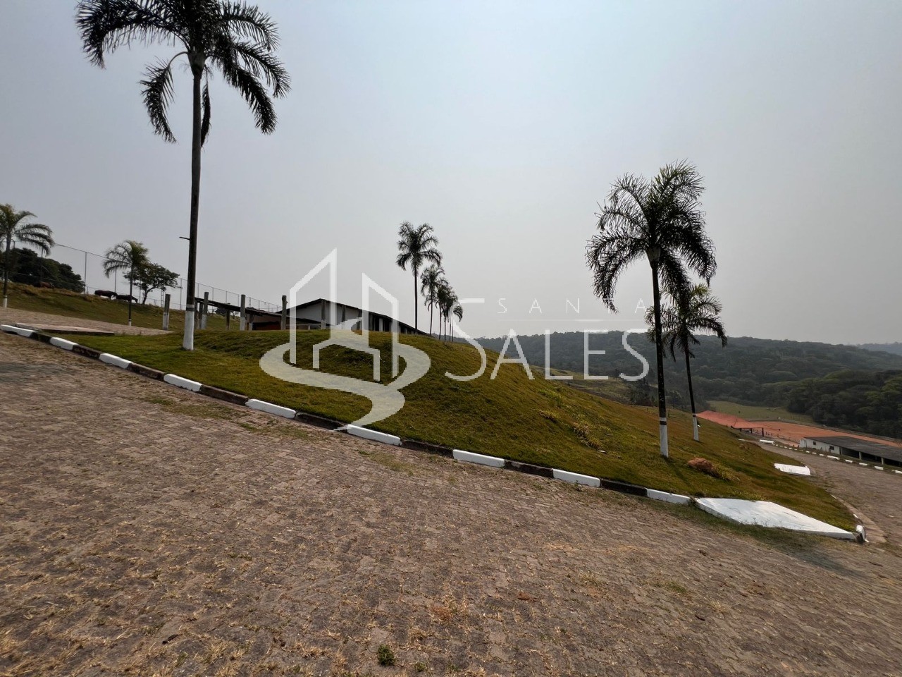 Casa para alugar com 2 quartos, 60m² - Foto 16