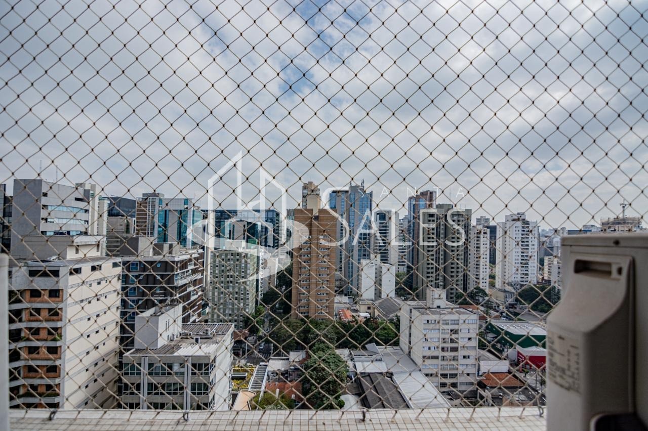 Apartamento para alugar com 2 quartos, 131m² - Foto 3