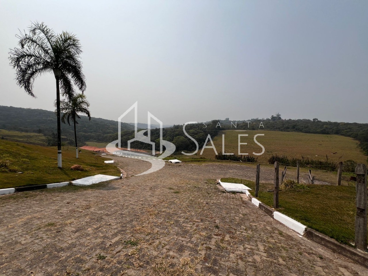 Casa para alugar com 2 quartos, 60m² - Foto 17