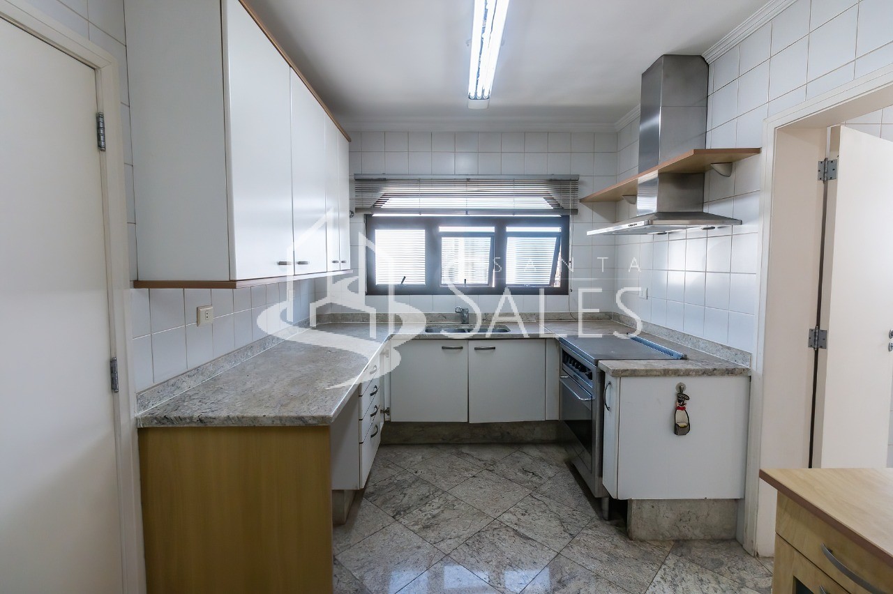 Apartamento para alugar com 3 quartos, 240m² - Foto 34