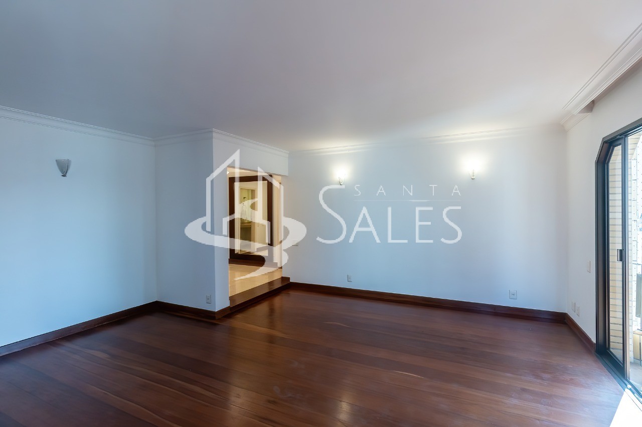 Apartamento para alugar com 3 quartos, 240m² - Foto 6