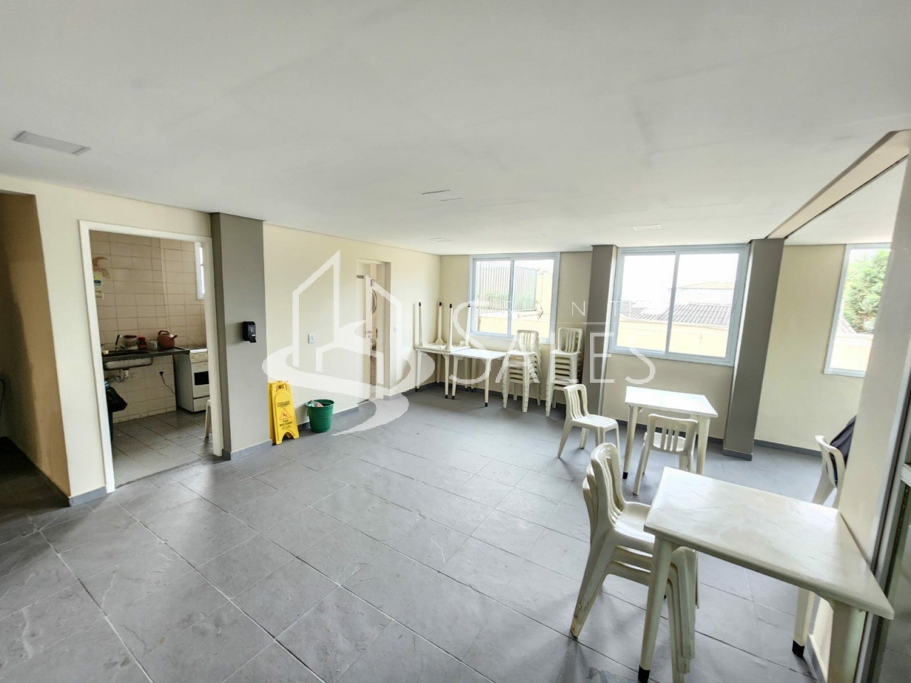 Apartamento à venda com 2 quartos, 63m² - Foto 18