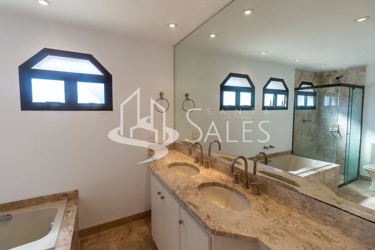 Apartamento para alugar com 3 quartos, 240m² - Foto 22