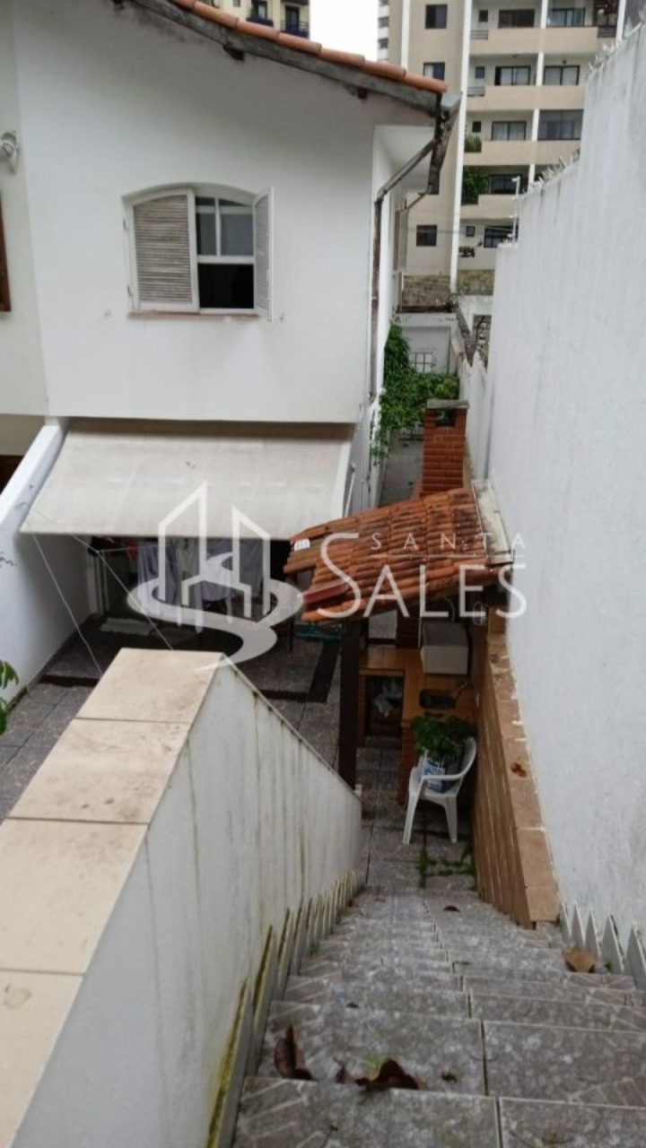 Sobrado para alugar com 5 quartos, 213m² - Foto 18