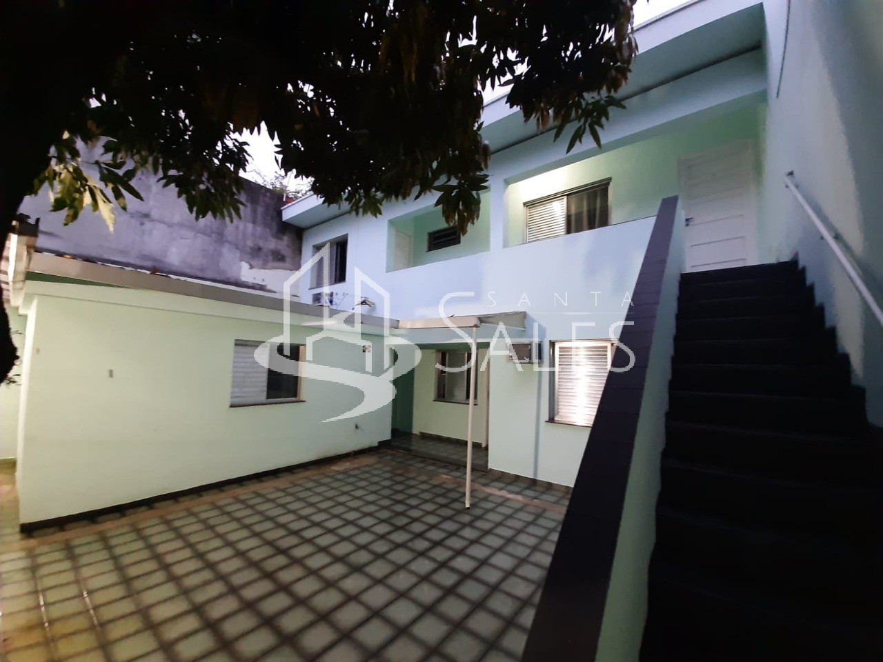 Sobrado, 8 quartos, 276 m² - Foto 9