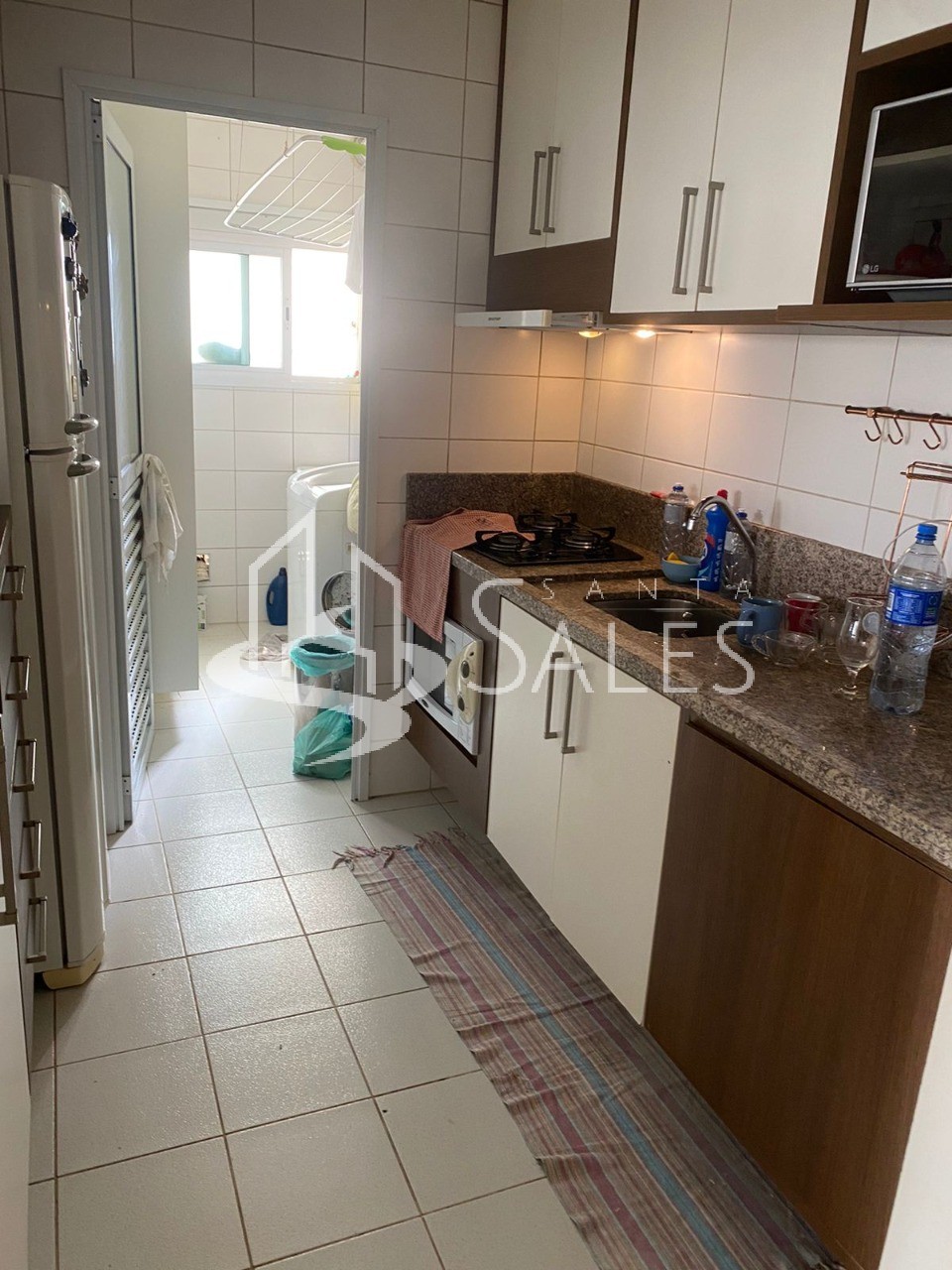 Apartamento à venda com 2 quartos, 75m² - Foto 3