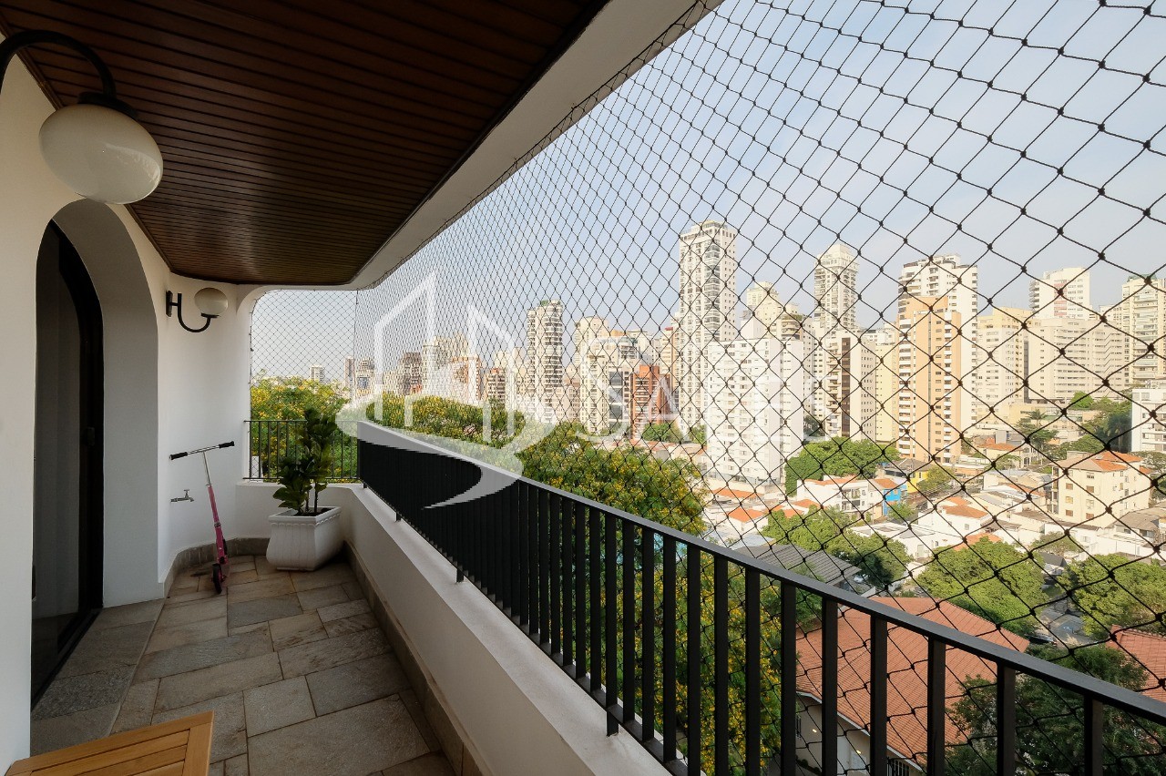 Apartamento à venda com 4 quartos, 267m² - Foto 14