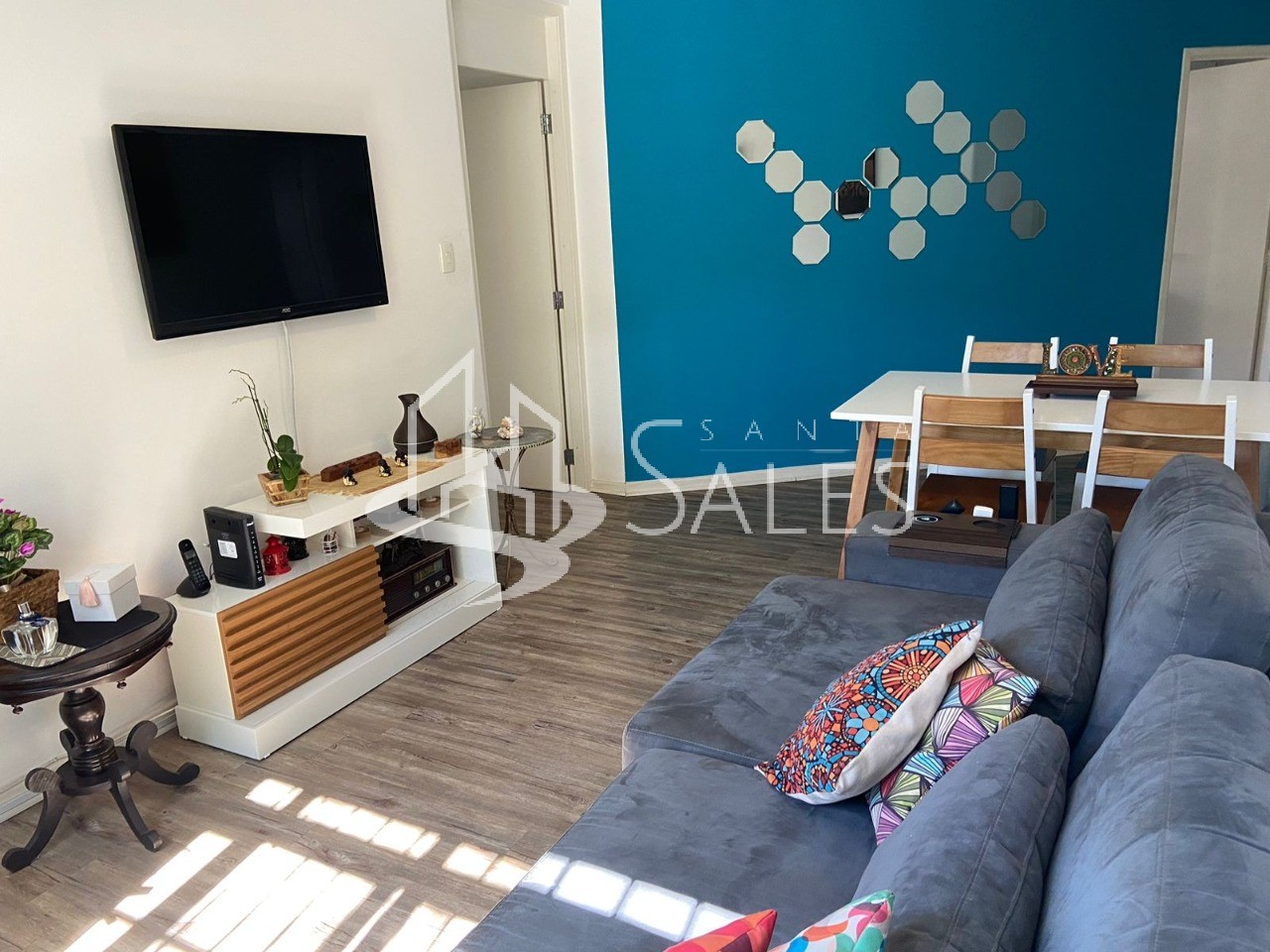 Apartamento à venda com 3 quartos, 85m² - Foto 2