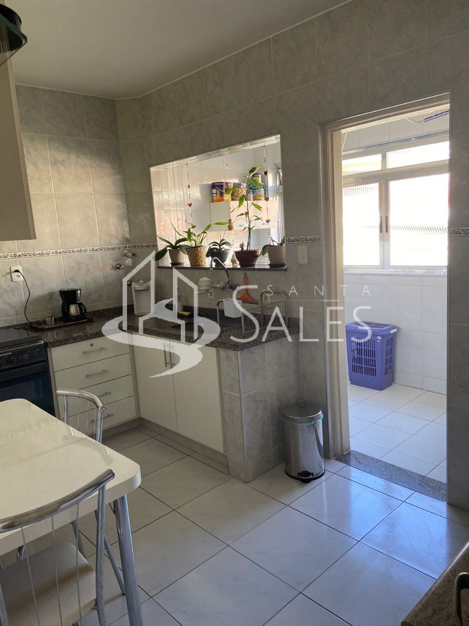 Apartamento à venda com 3 quartos, 85m² - Foto 3