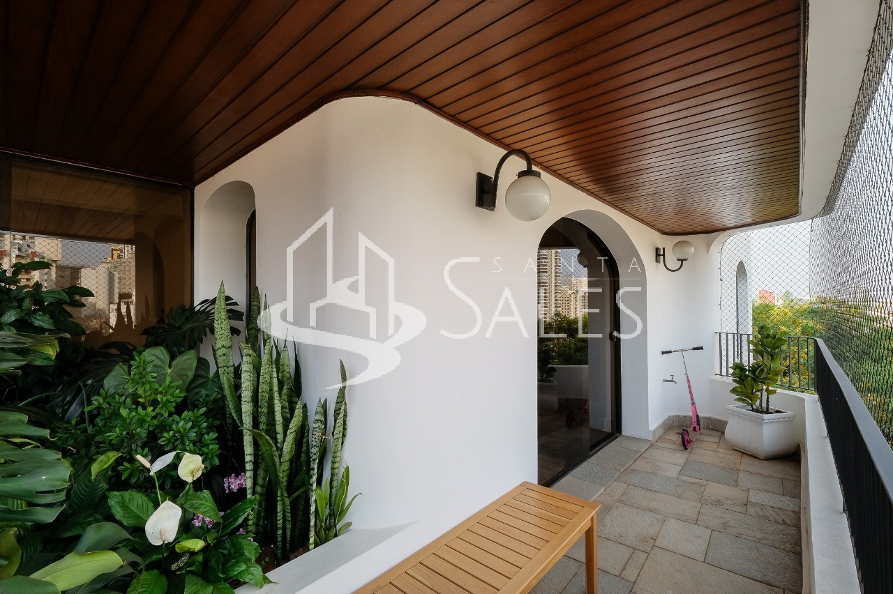 Apartamento à venda com 4 quartos, 267m² - Foto 1