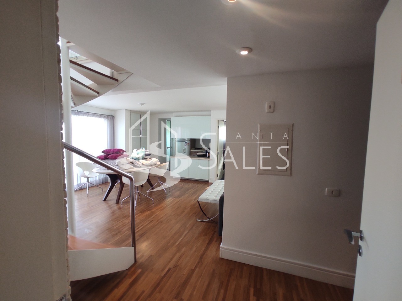 Apartamento, 1 quarto, 104 m² - Foto 1