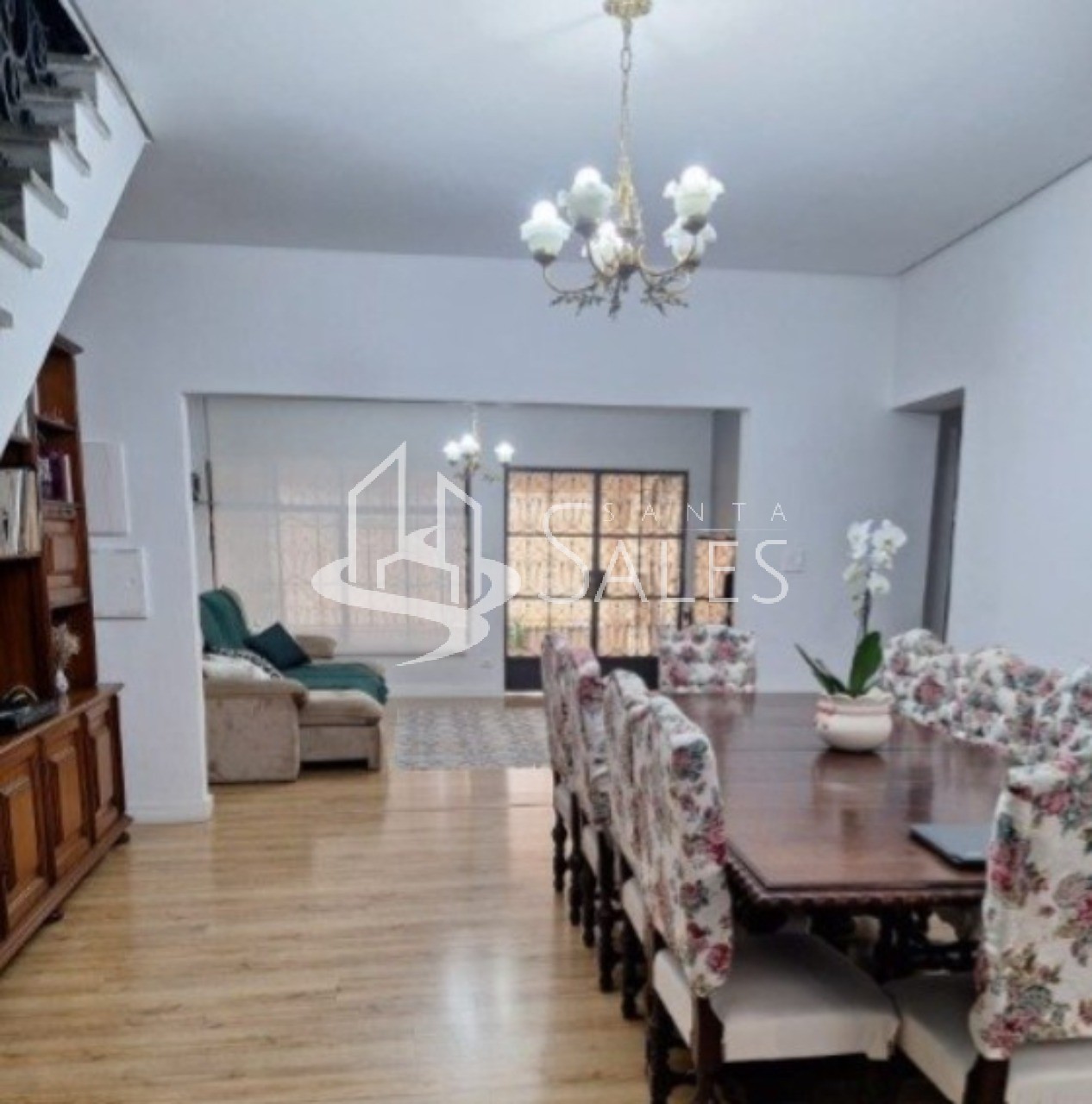 Casa à venda com 3 quartos, 270m² - Foto 1