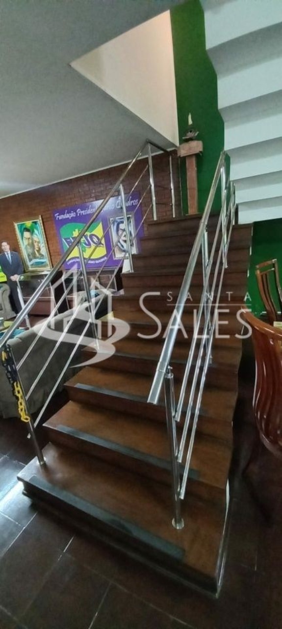 Prédio Inteiro para alugar com 4 quartos, 289m² - Foto 7