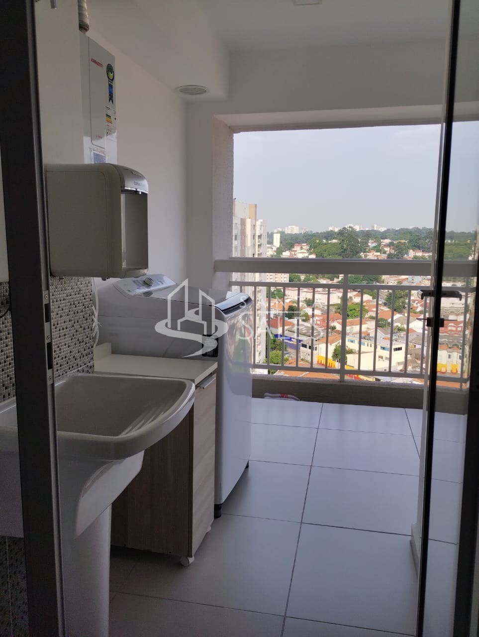 Apartamento à venda com 2 quartos, 60m² - Foto 2