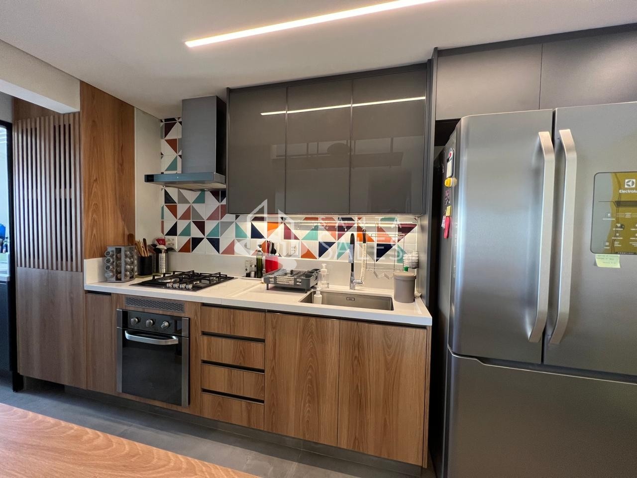 Apartamento à venda com 3 quartos, 93m² - Foto 9