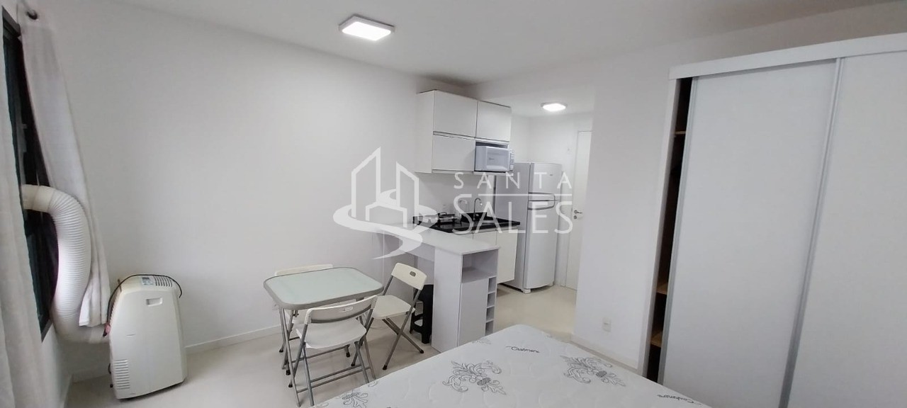 Apartamento à venda com 1 quarto, 24m² - Foto 2