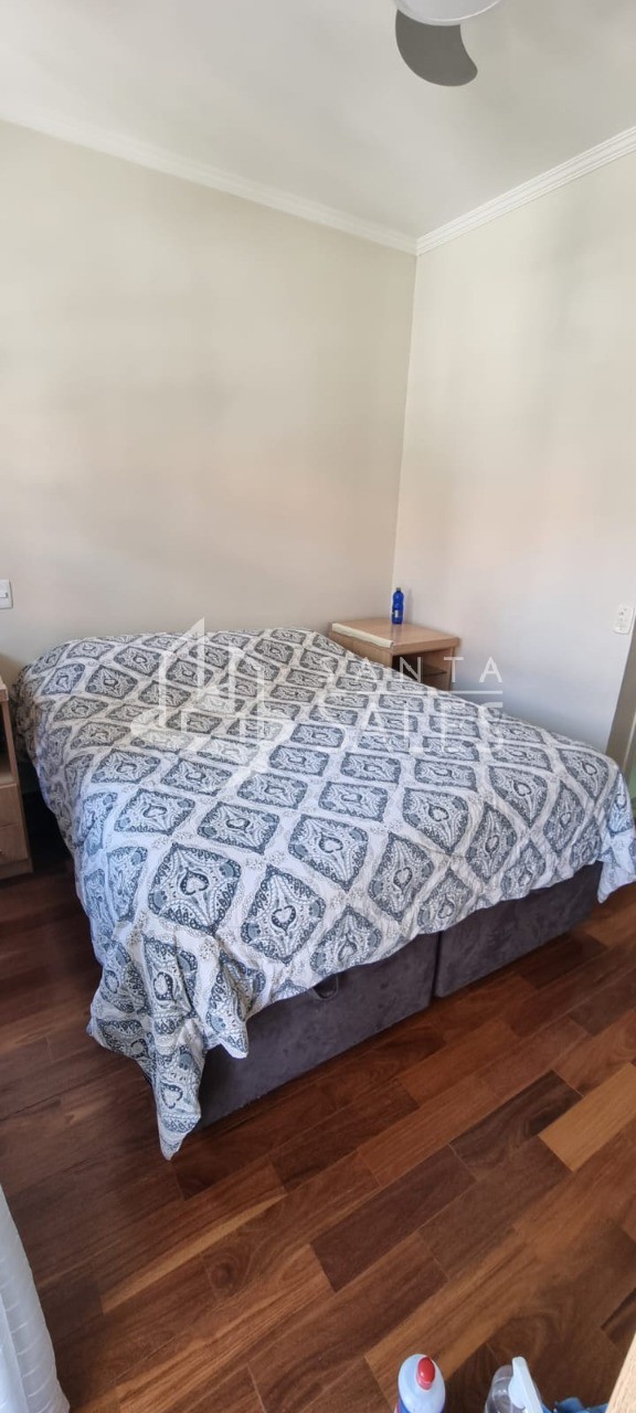 Casa à venda com 2 quartos, 90m² - Foto 10
