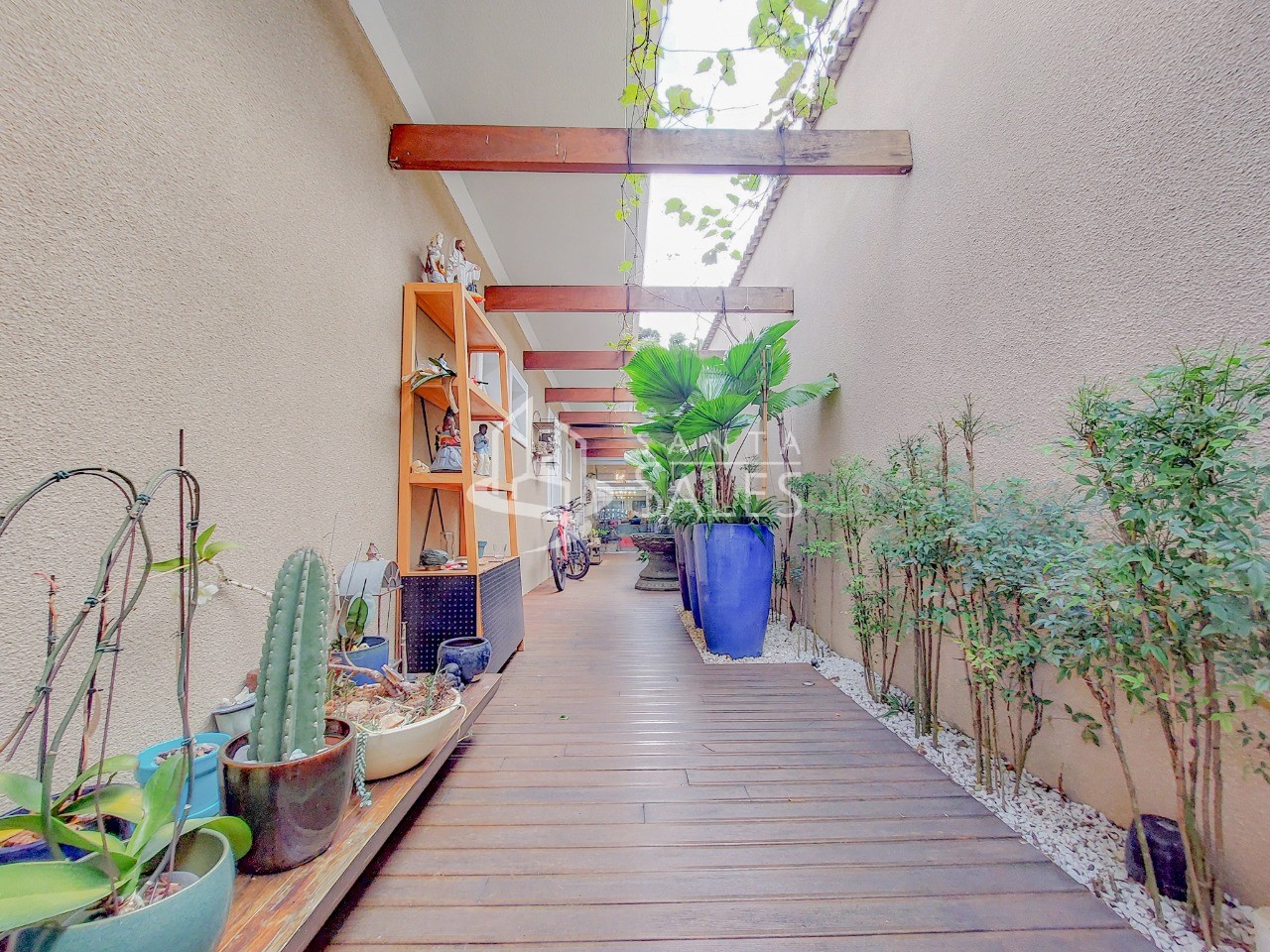 Casa à venda com 4 quartos, 700m² - Foto 5