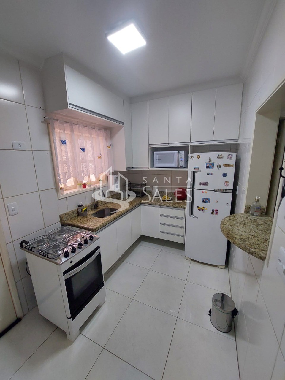 Casa à venda com 2 quartos, 90m² - Foto 5