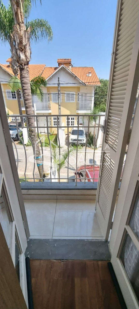 Casa à venda com 2 quartos, 90m² - Foto 11