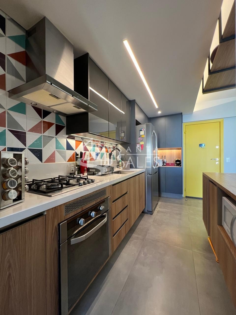 Apartamento à venda com 3 quartos, 93m² - Foto 11