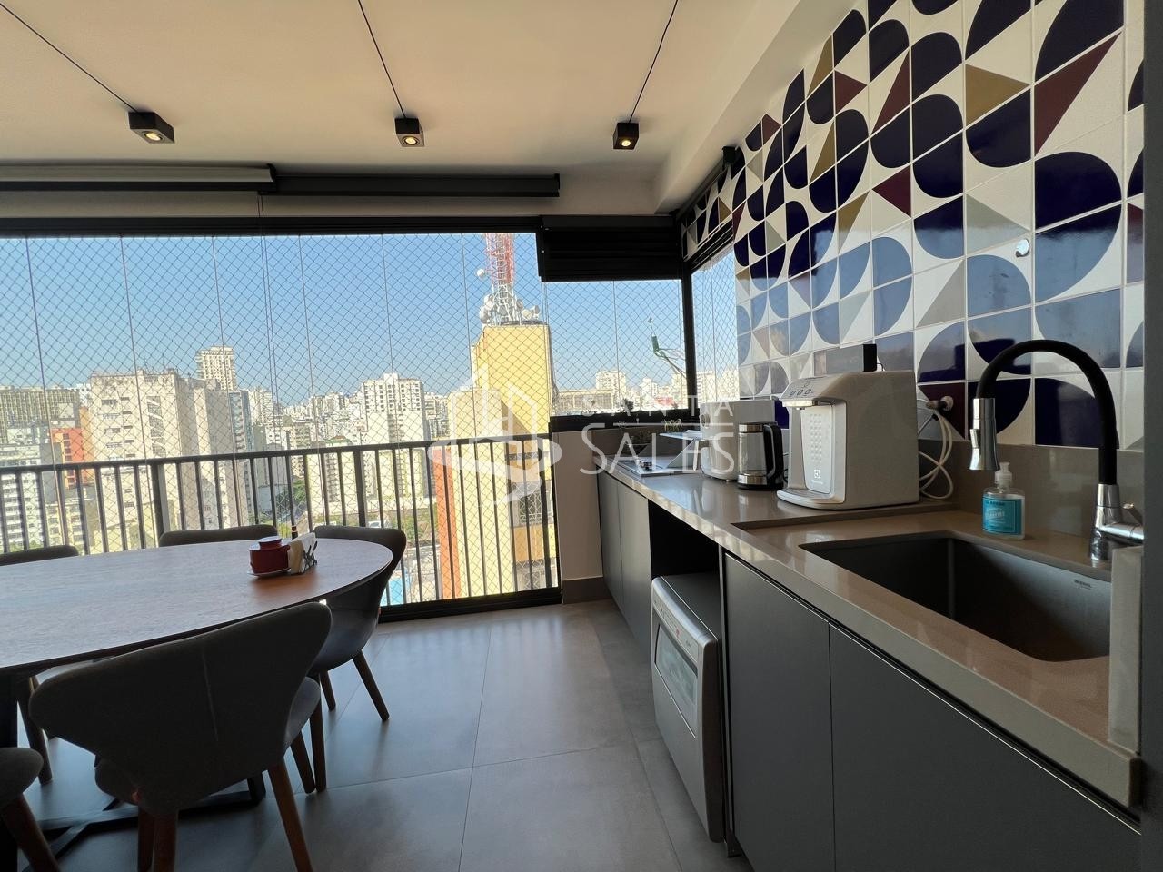 Apartamento à venda com 3 quartos, 93m² - Foto 3