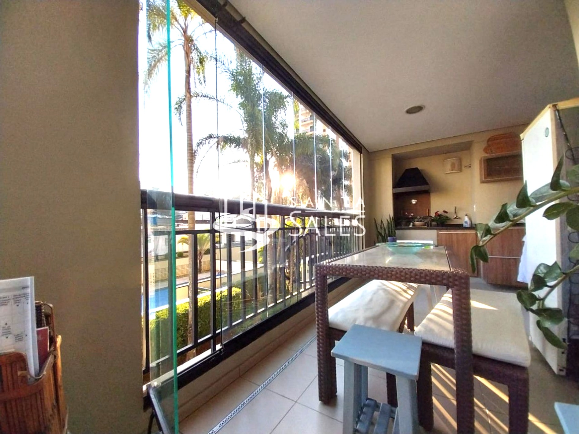 Apartamento, 3 quartos, 189 m² - Foto 2