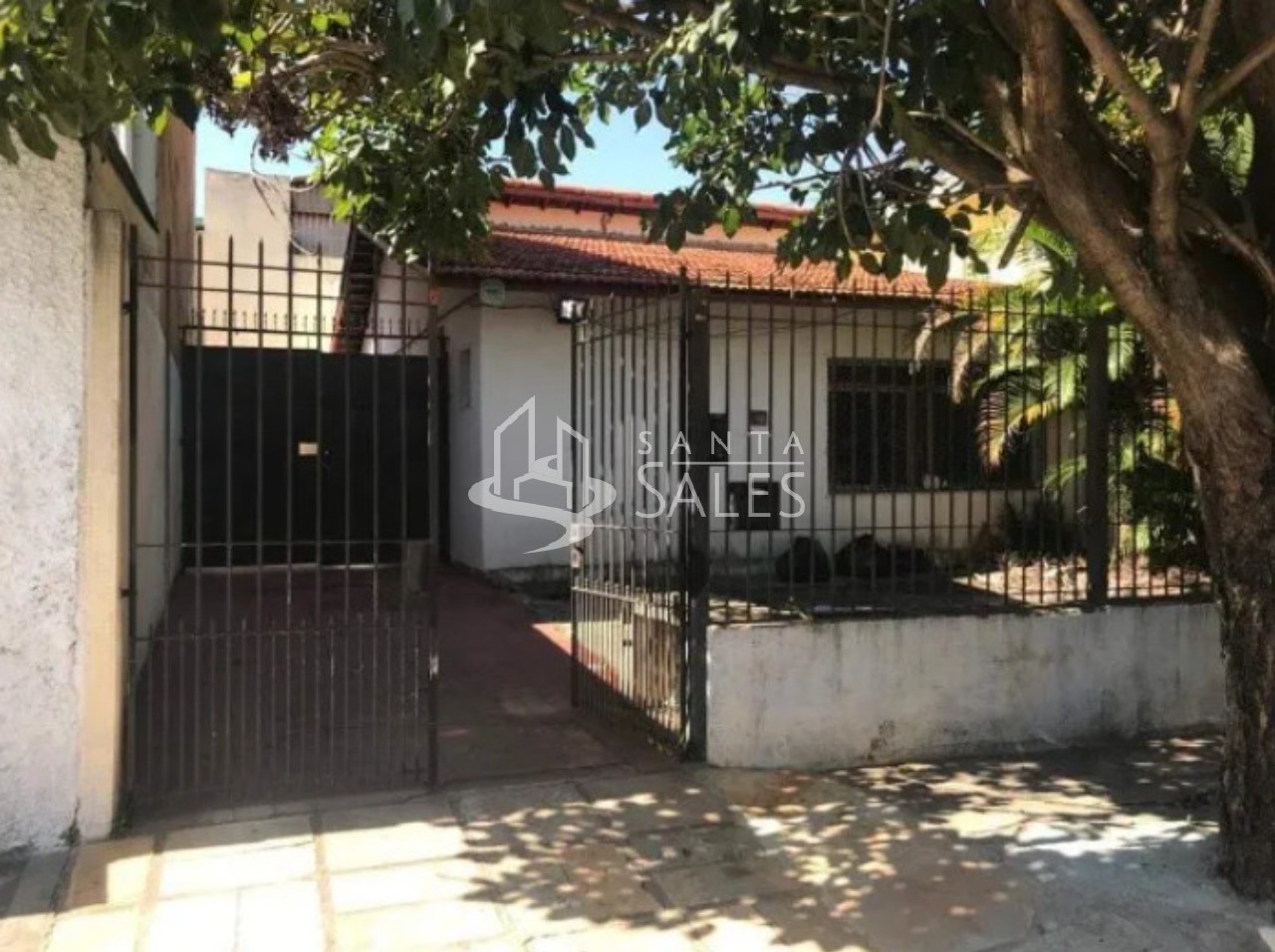 Casa, 1 quarto, 420 m² - Foto 2