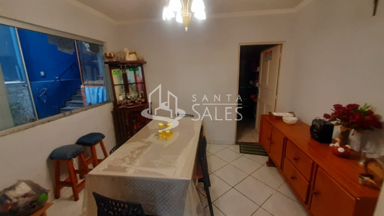 Casa, 2 quartos, 225 m² - Foto 1