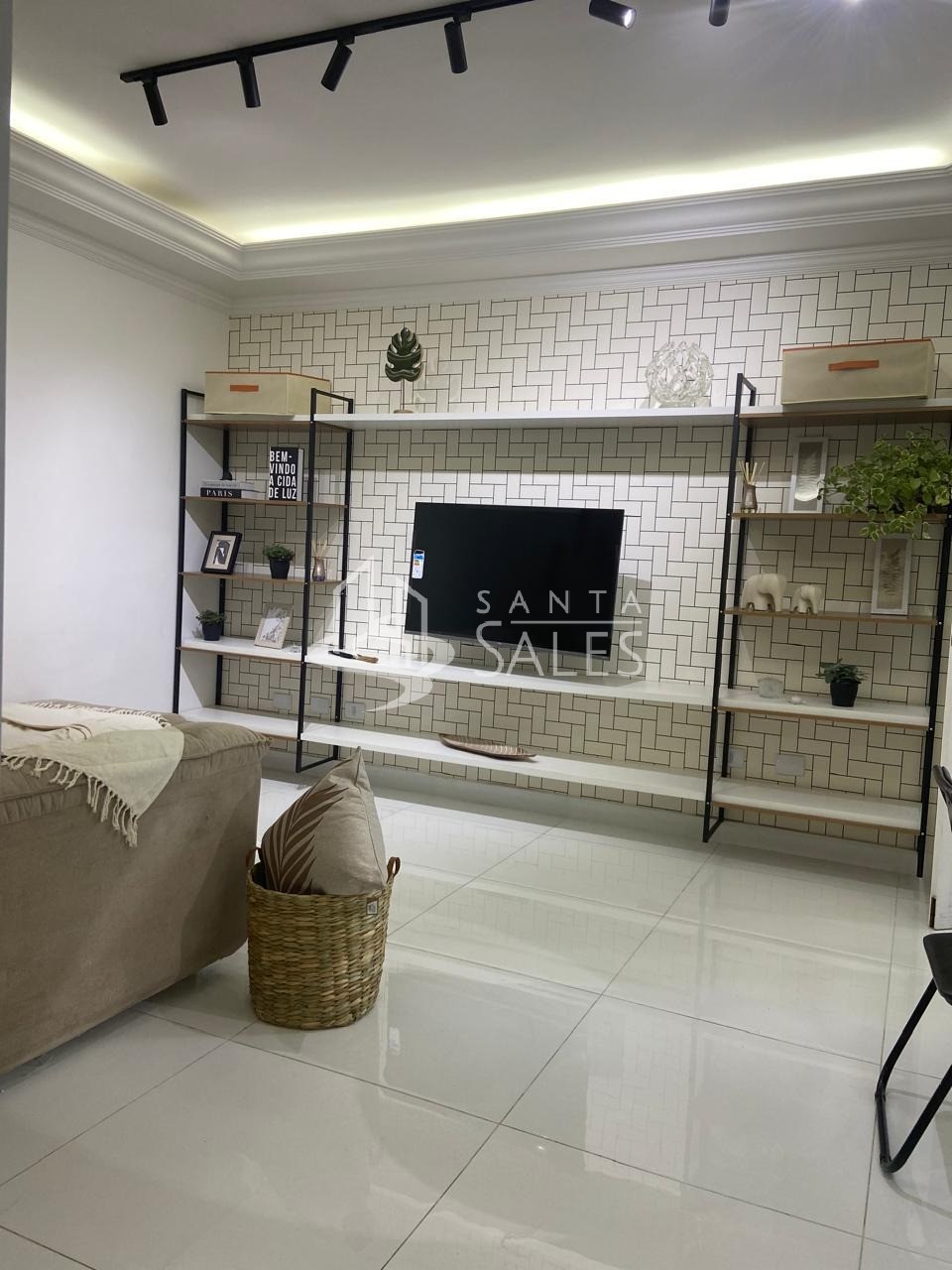 Casa de Condomínio à venda com 2 quartos, 100m² - Foto 1
