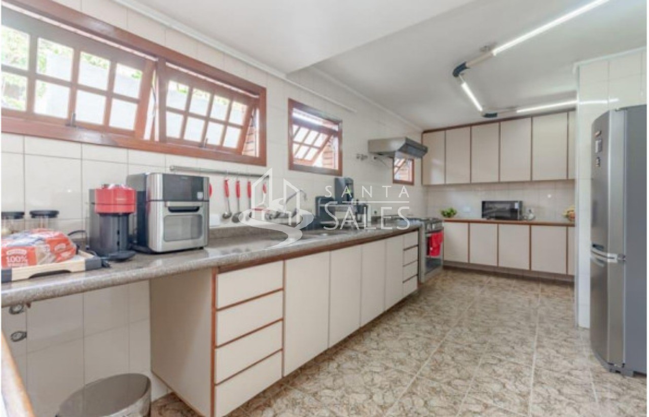Casa à venda com 3 quartos, 312m² - Foto 6