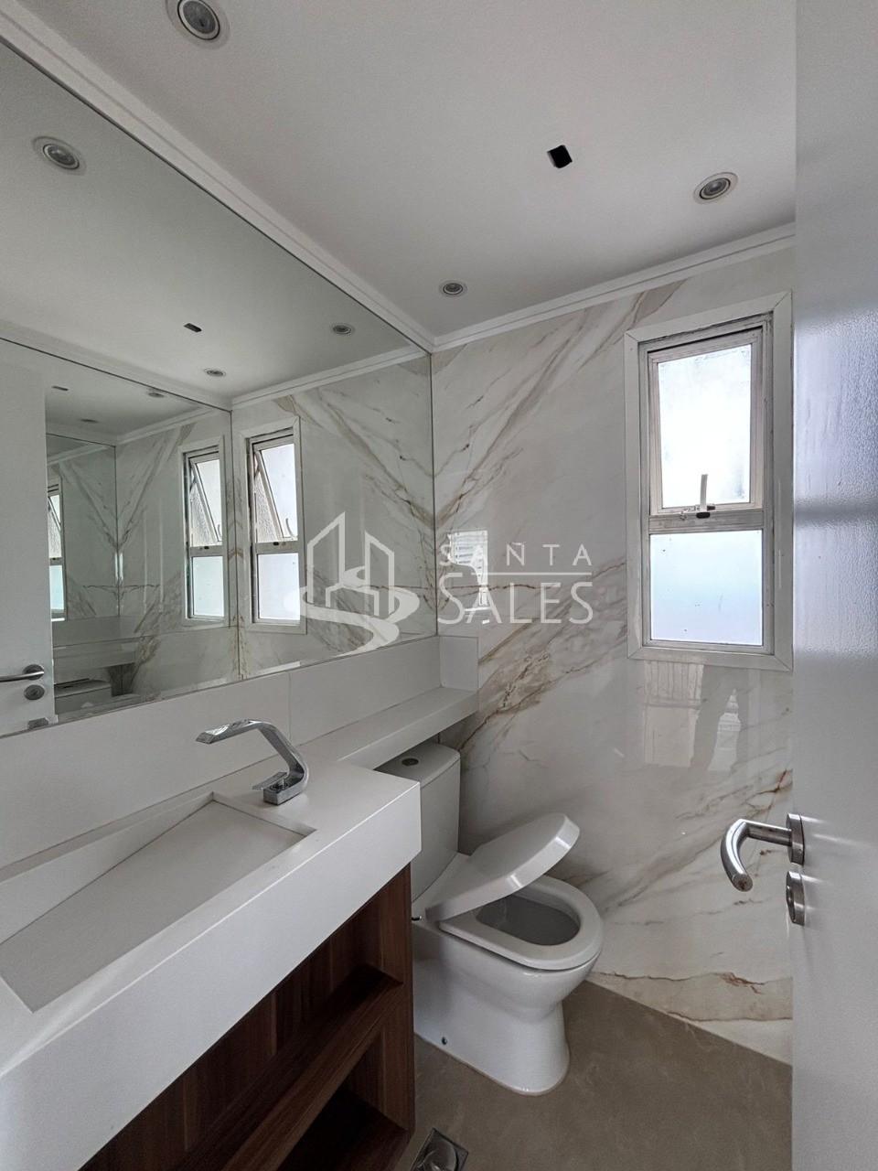 Apartamento à venda com 3 quartos, 156m² - Foto 4