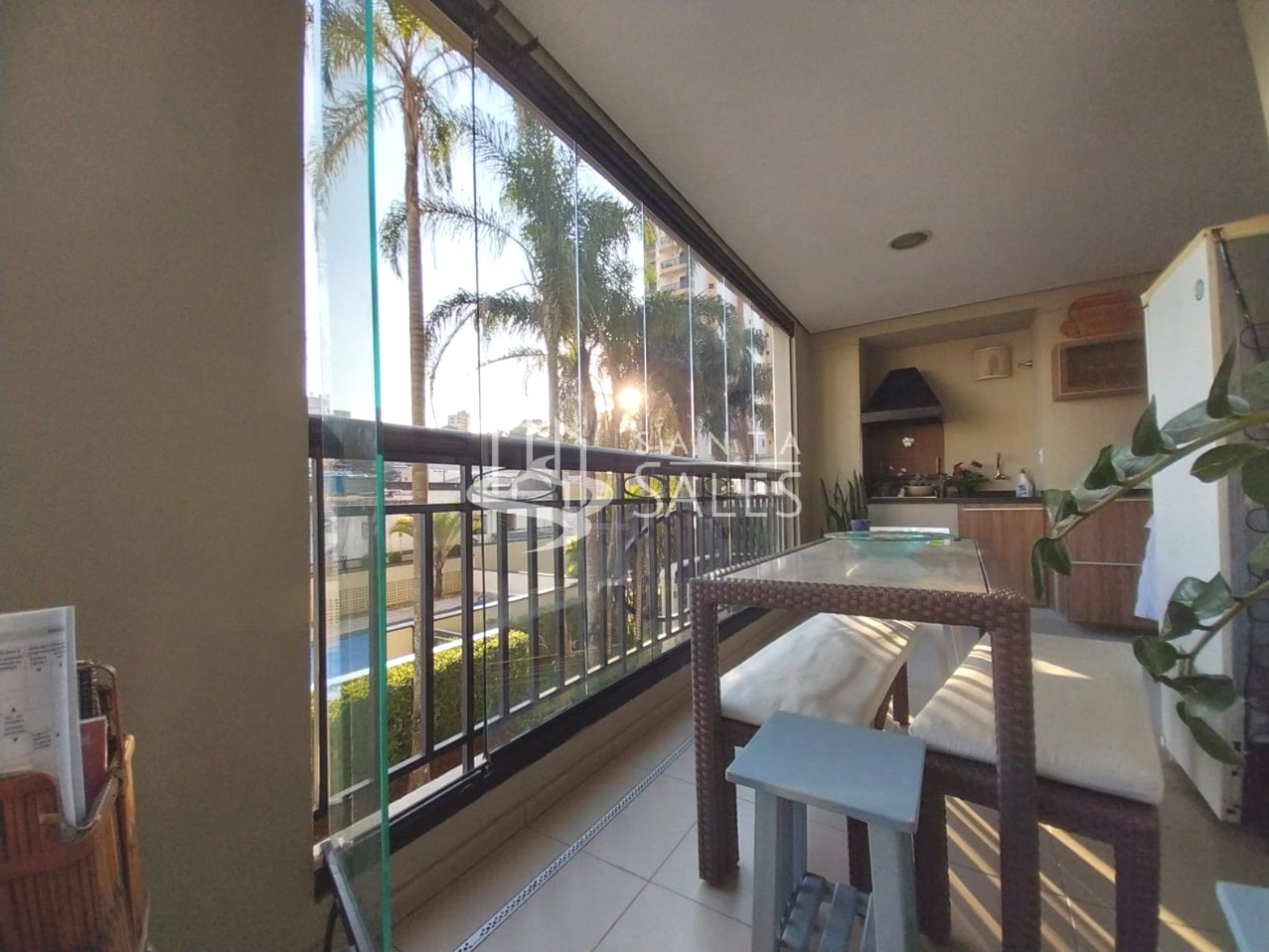 Apartamento, 3 quartos, 189 m² - Foto 1