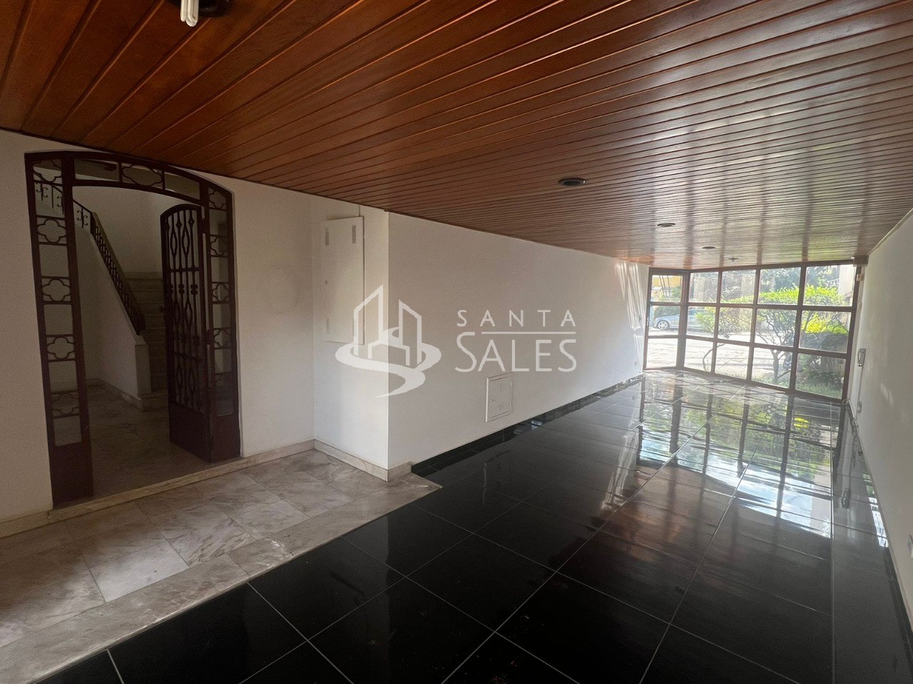 Prédio Inteiro para alugar, 600m² - Foto 1