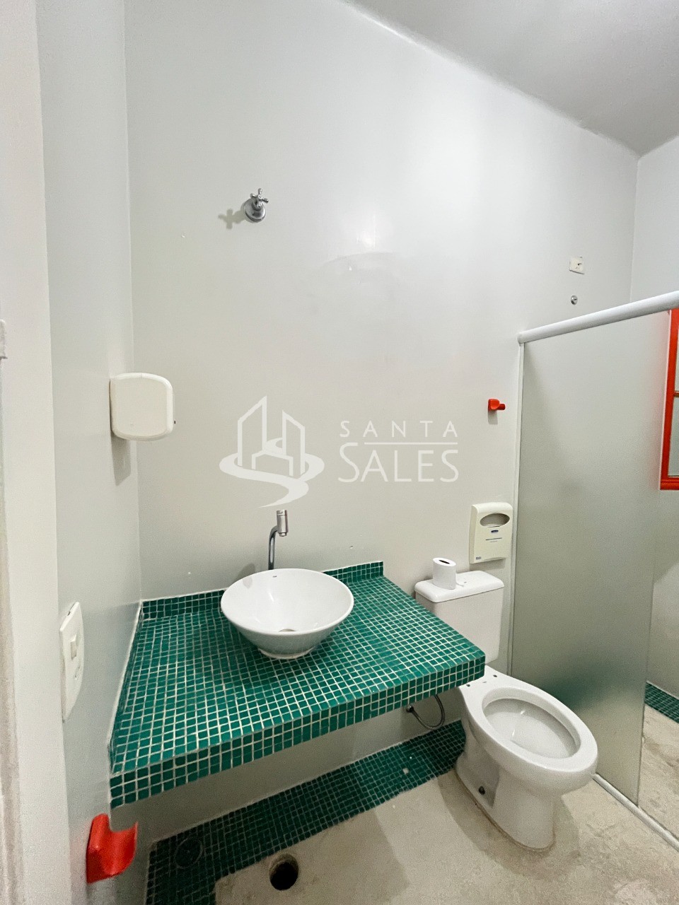 Prédio Inteiro para alugar com 2 quartos, 74m² - Foto 4