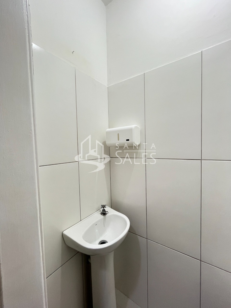 Prédio Inteiro para alugar com 2 quartos, 74m² - Foto 15