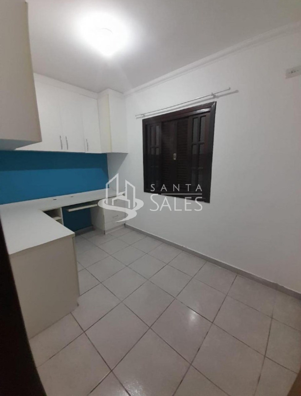 Sobrado à venda com 4 quartos, 200m² - Foto 4