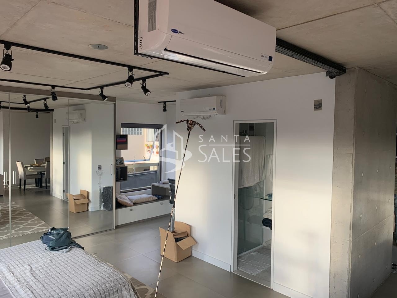 Apartamento à venda e aluguel com 1 quarto, 70m² - Foto 1
