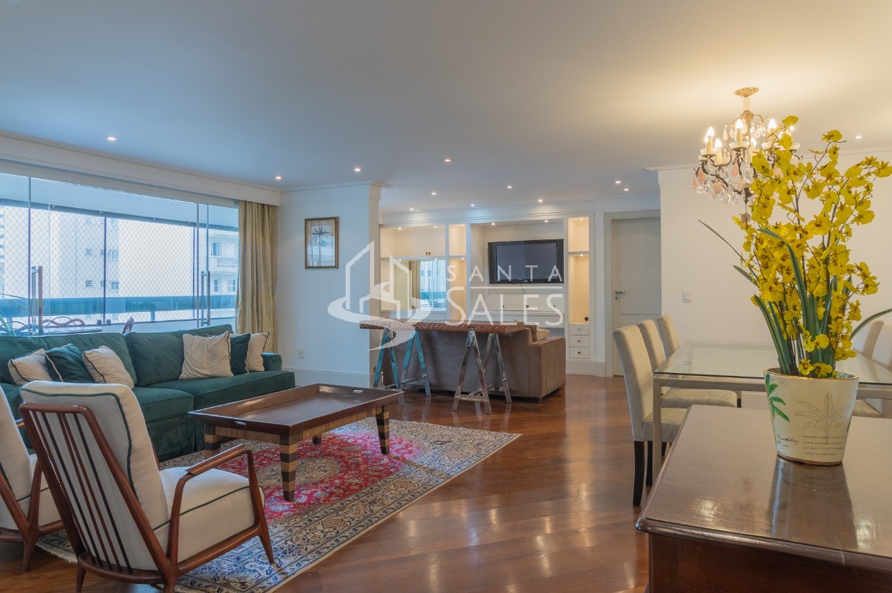 Apartamento para alugar com 4 quartos, 147m² - Foto 1