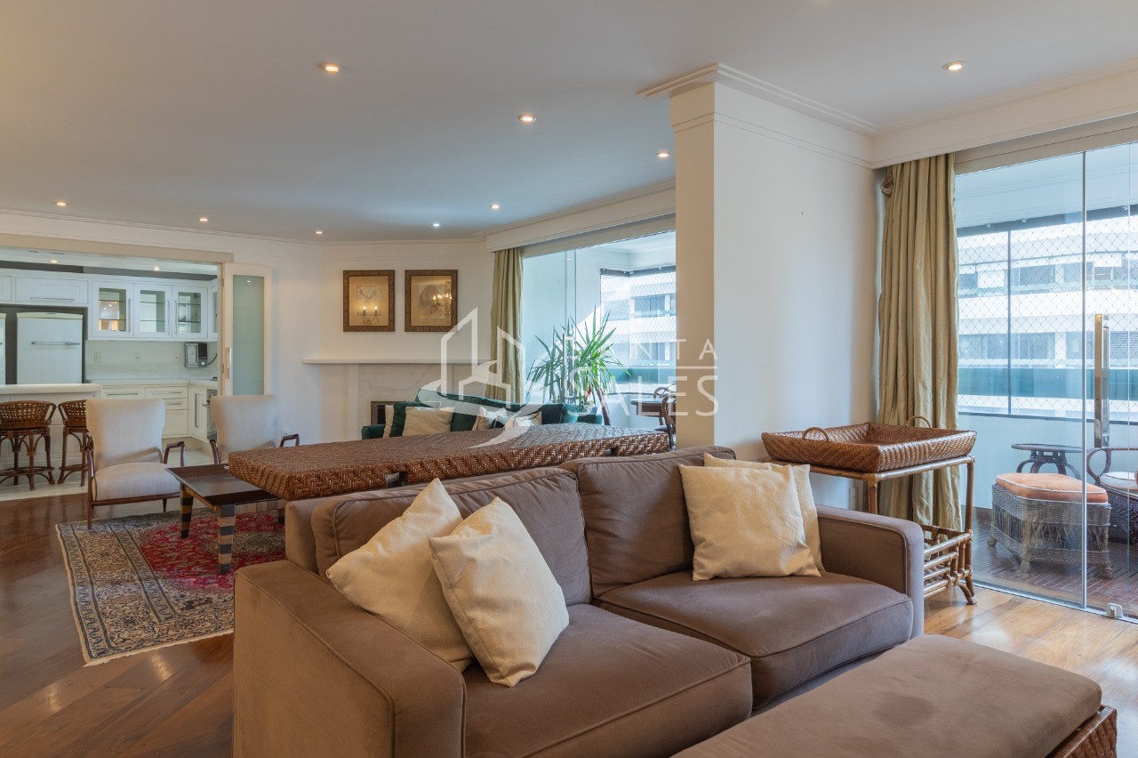 Apartamento para alugar com 4 quartos, 147m² - Foto 16