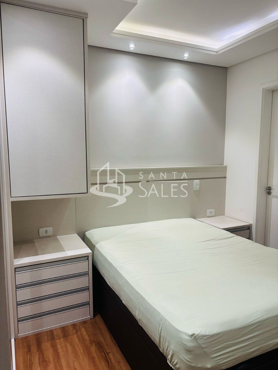 Apartamento à venda com 2 quartos, 69m² - Foto 4