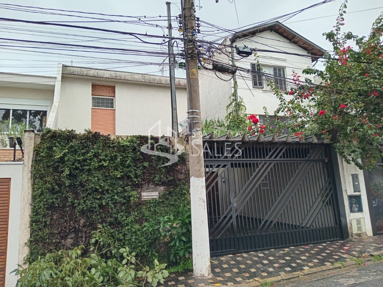 Casa à venda com 3 quartos - Foto 1
