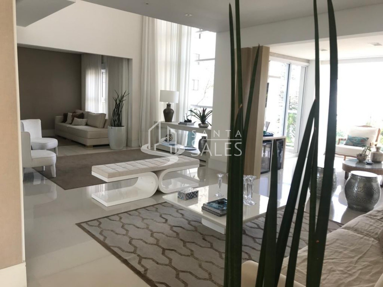 Apartamento, 3 quartos, 230 m² - Foto 2
