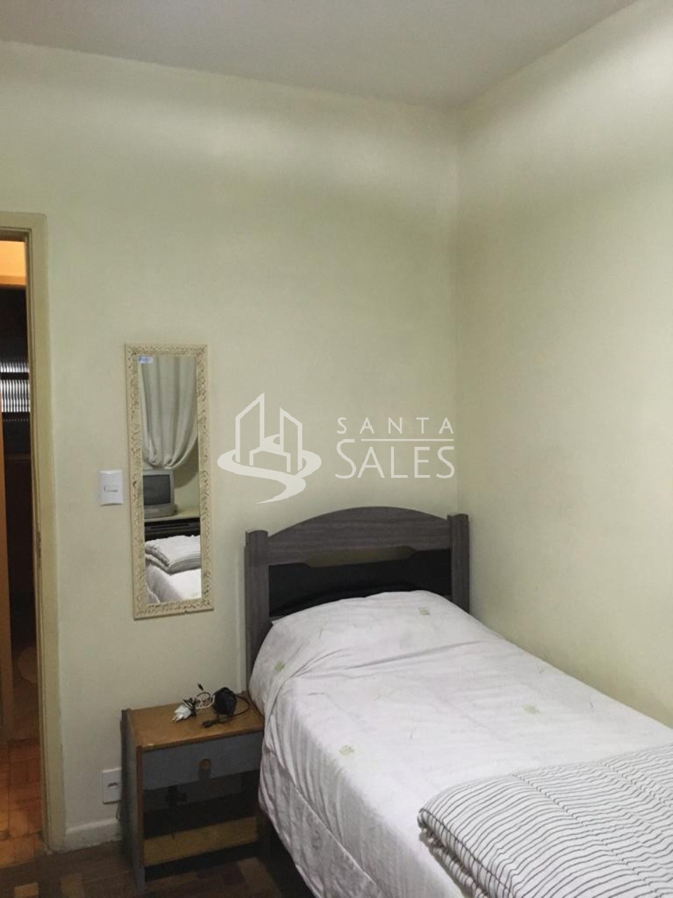Apartamento à venda com 2 quartos, 70m² - Foto 4