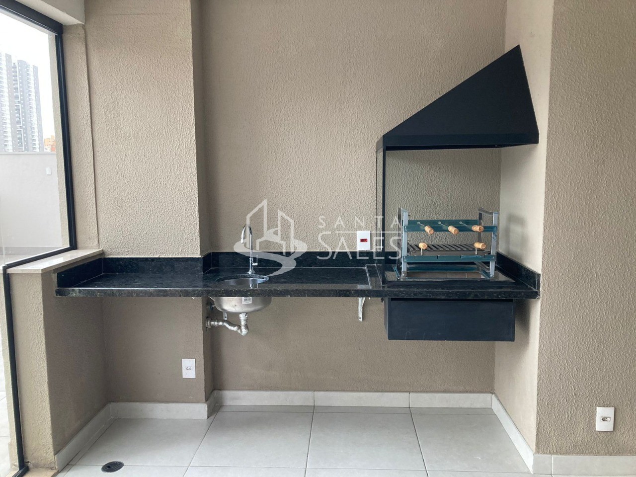 Apartamento à venda com 3 quartos, 141m² - Foto 1
