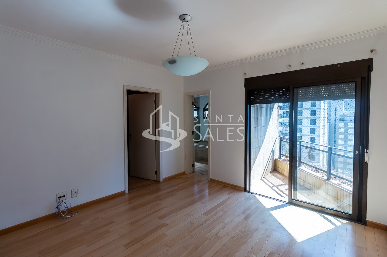 Apartamento para alugar com 3 quartos, 240m² - Foto 15