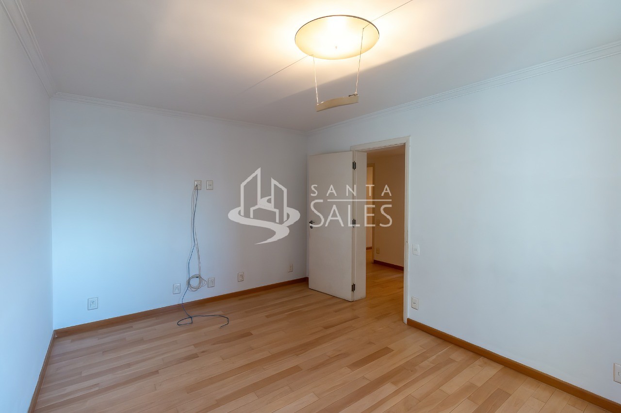 Apartamento para alugar com 3 quartos, 240m² - Foto 25