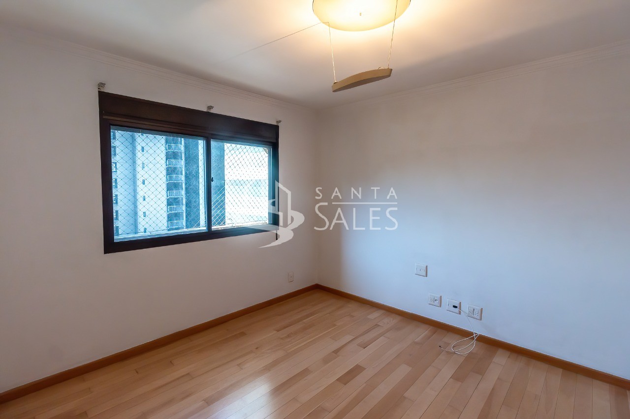 Apartamento para alugar com 3 quartos, 240m² - Foto 24